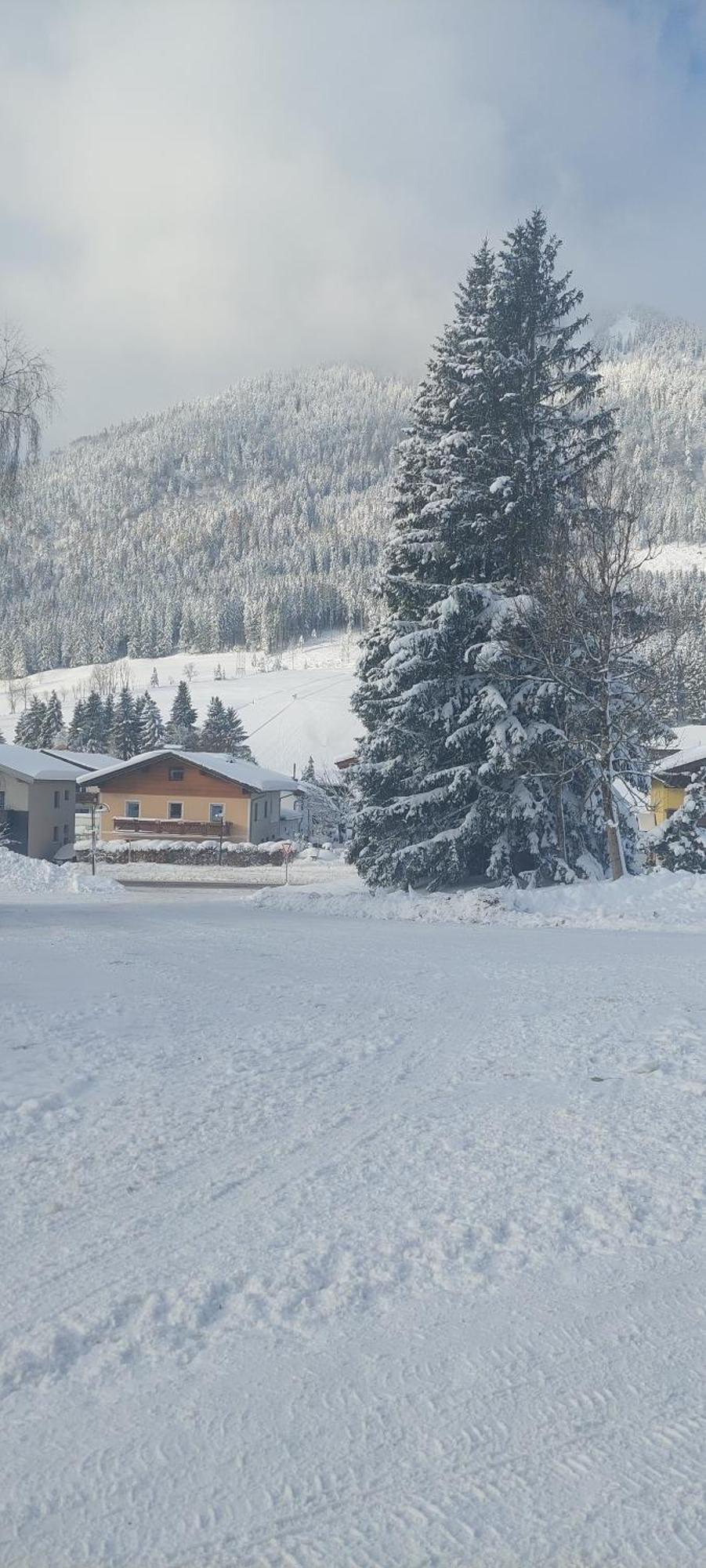 Appartements Haus Bergland Sankt Martin am Tennengebirge Kültér fotó